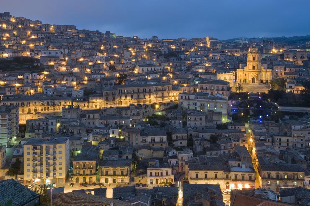 B&B Habita Modica Exterior photo